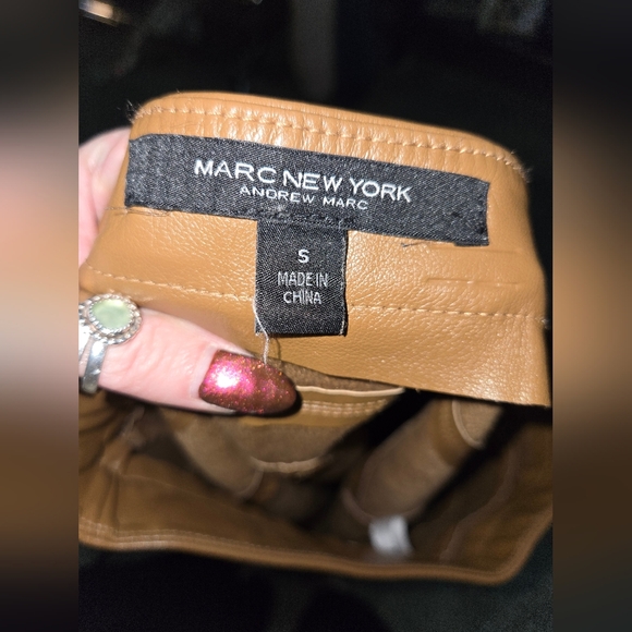 Caramel Vegan Leather Pencil Skirt - Picture 4 of 4